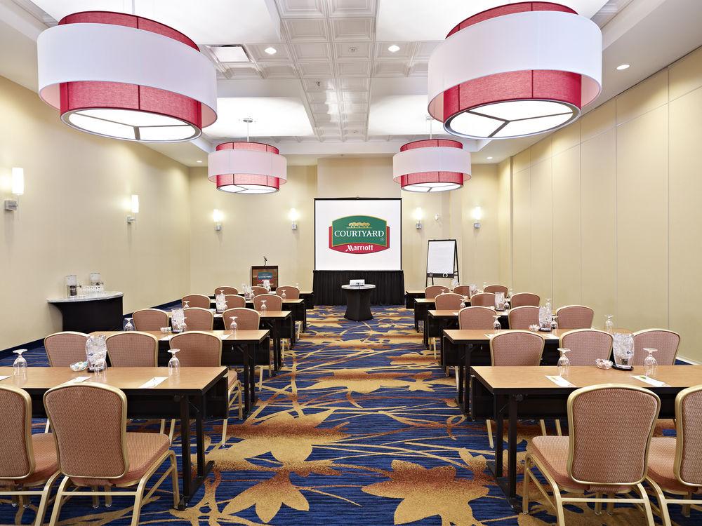 Courtyard By Marriott Edmonton West Otel Dış mekan fotoğraf