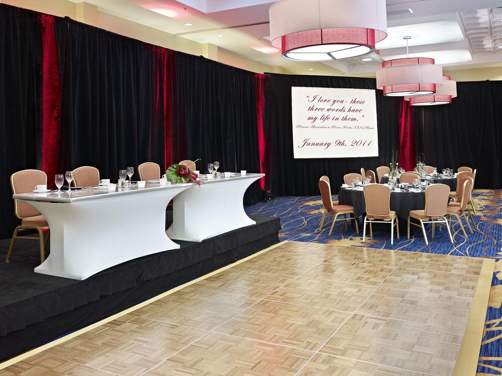 Courtyard By Marriott Edmonton West Otel Dış mekan fotoğraf